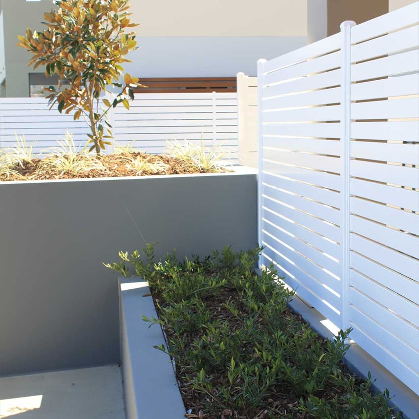 White Quickscreen Slat Fencing 2