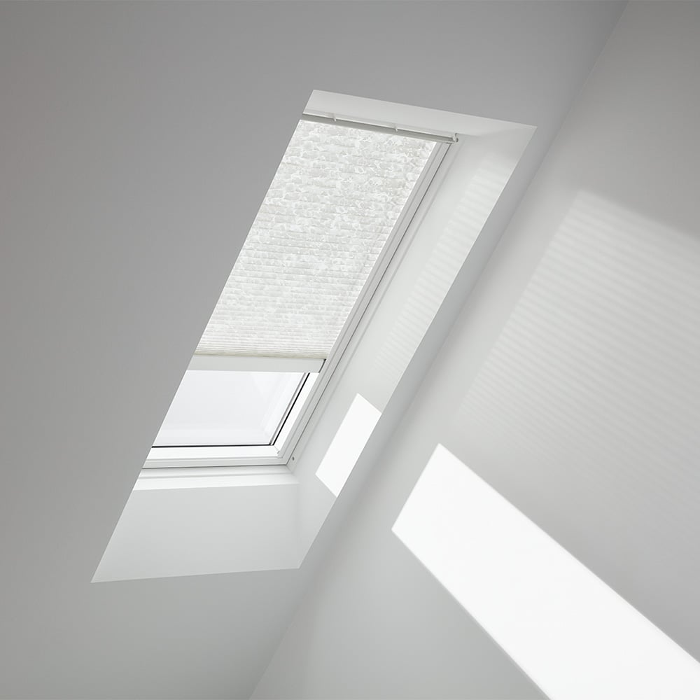 VELUX 550 x 1400mm Fixed Solar Pleated Blind