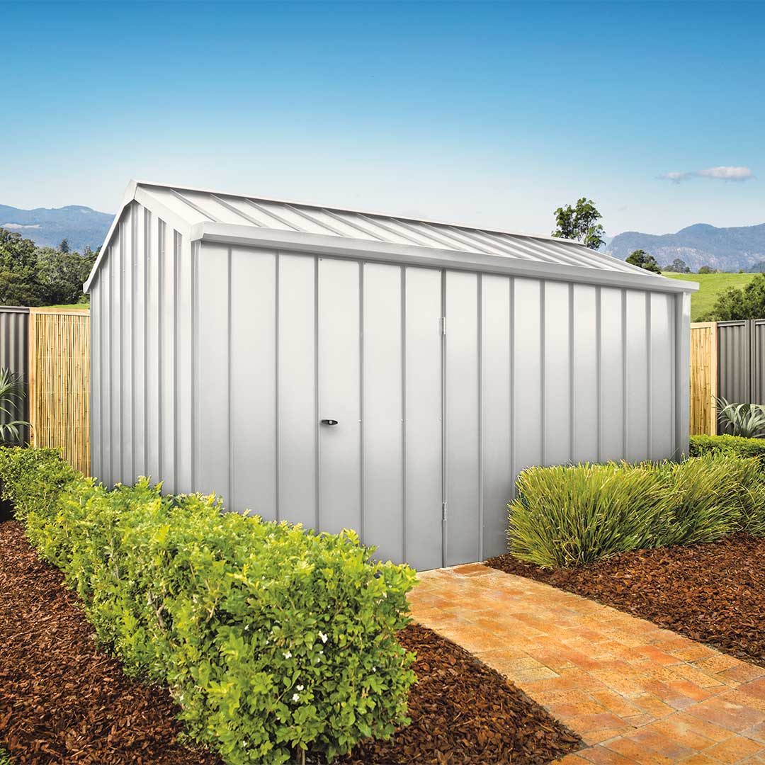 Handi-Hilander Garden Shed HH1 2.48x2.63m Gable End Door Off White