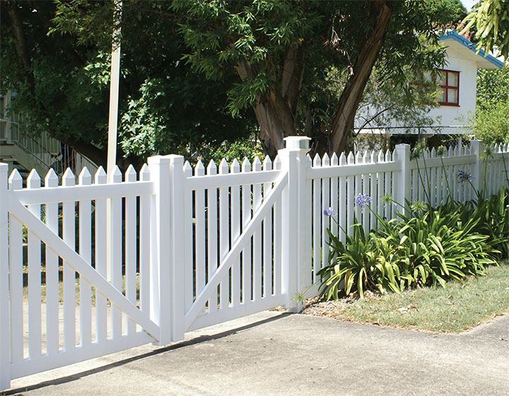 Fencing Screening PVC Picket Fence_01.jpg